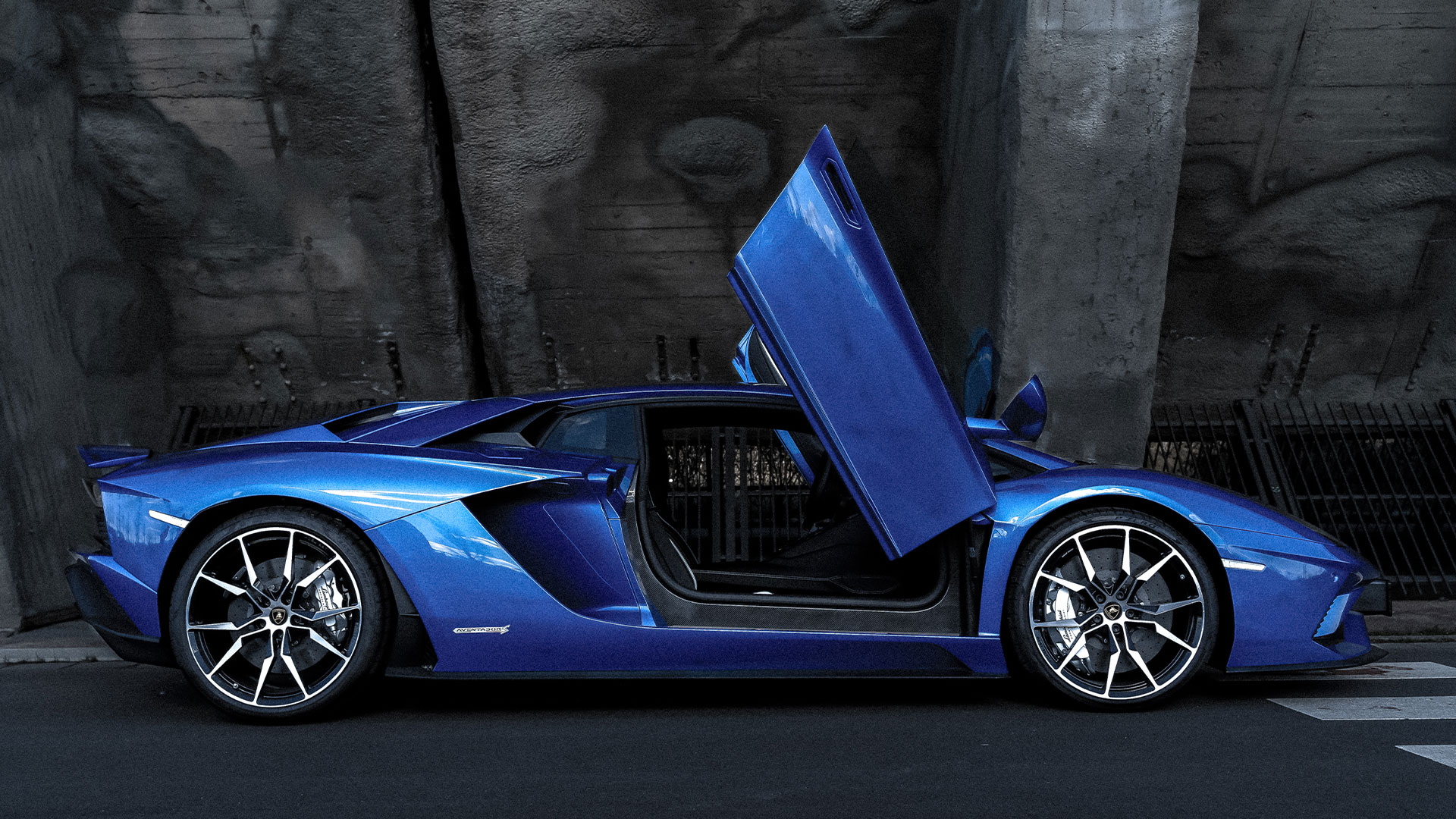 autohaussued-gmbh-hompepage-banner-lamborghini-aventador